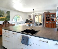 A louer MAISON  6 PIECES 145 M2 BORD DE MER BANDOL