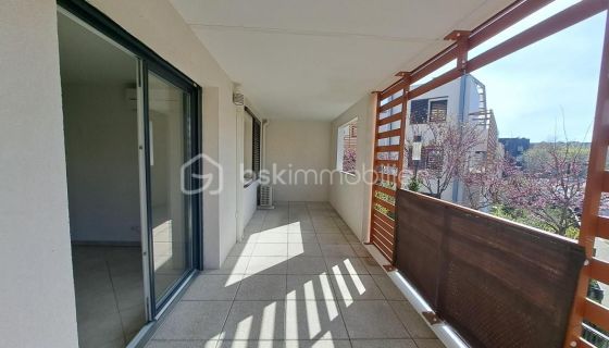 A louer APPARTEMENT T3 63 M2 TERRASSE  SAINT JEAN DE VEDAS