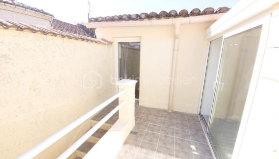 A louer APPARTEMENT NEUF T5 115 M2 TERRASSE  NIMES