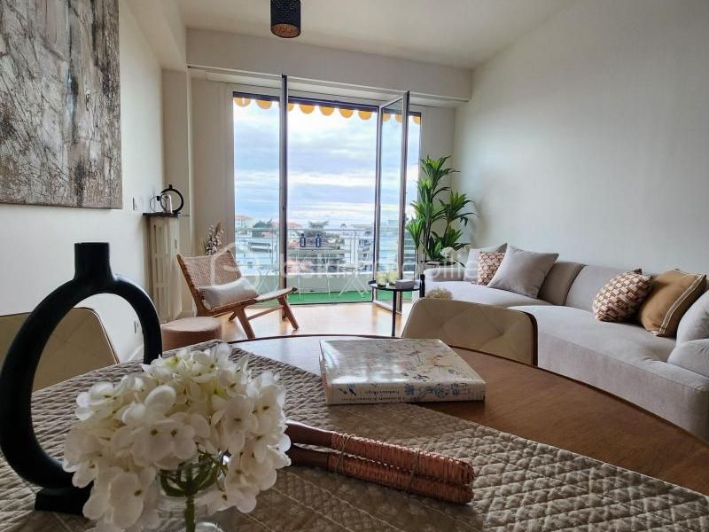 A louer APPARTEMENT NEUF T4 80 M2 BORD DE MER NICE