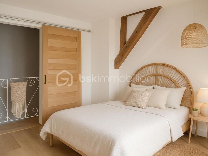 A louer MAISON  DE MAîTRE BORD DE MER SAINT MITRE LES REMPARTS