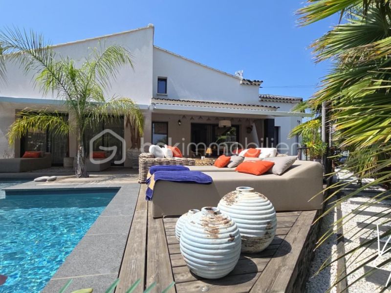 A louer MAISON  D'ARCHITECTE BORD DE MER LE BEAUSSET