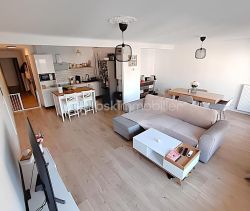 A louer APPARTEMENT T3 76 M2 TERRASSE BORD DE MER LA SEYNE SUR MER