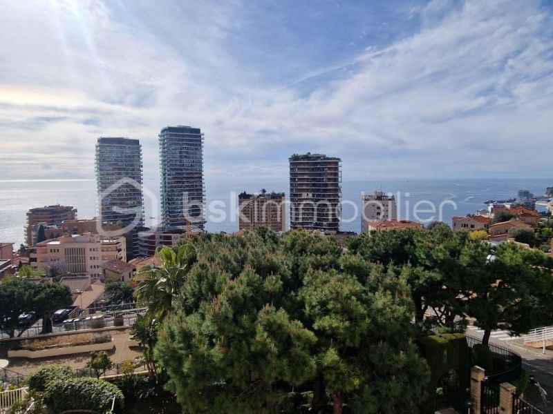 A louer APPARTEMENT T4 78 M2 TERRASSE VUE MER BEAUSOLEIL
