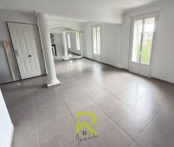 A louer APPARTEMENT T4 106 M2 TERRASSE PLAGE à PIED AGDE
