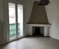A louer APPARTEMENT T3 59 M2  BEZIERS