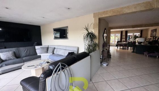 A louer APPARTEMENT T4 164 M2 TERRASSE BORD DE MER AGDE