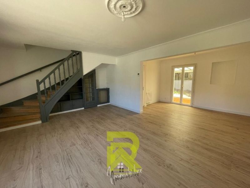 A louer MAISON  4 PIECES 82 M2  BEZIERS