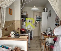 A louer APPARTEMENT T4 83 M2  BEZIERS