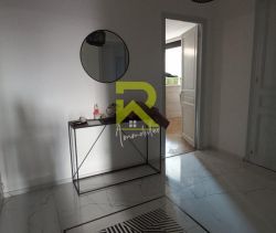 A louer APPARTEMENT T4 123 M2  BEZIERS