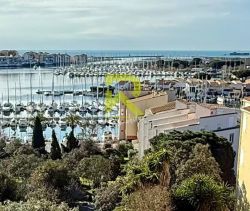 A vendre APPARTEMENT T3 38 M2 TERRASSE BORD DE MER LE CAP D AGDE