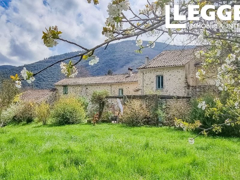 A louer MAISON  DE MAîTRE  PREMIAN