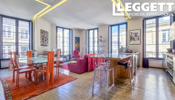 A louer APPARTEMENT T4 100 M2  BORDEAUX