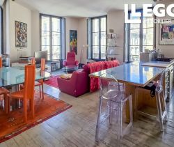 A louer APPARTEMENT T4 100 M2  BORDEAUX