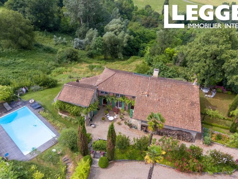 A louer MAISON  DE MAîTRE  SAINT EMILION