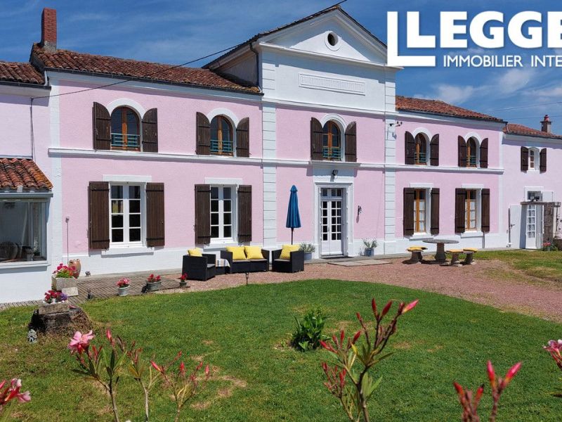 A louer GîTE  SAINT JEAN D ANGELY