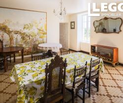 A louer GîTE  SAINT JEAN D ANGELY