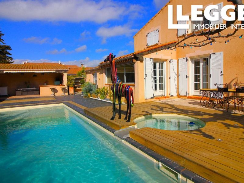 A louer MAISON  8 PIECES 230 M2  SAINT MARCEL SUR AUDE