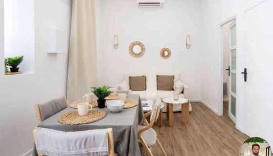 A louer LOFT DE PRESTIGE  100 M2 PLAGE à PIED NICE