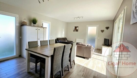 A louer MAISON  CONTEMPORAINE BORD DE MER LA PALME