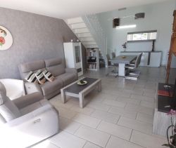 A louer MAISON  CONTEMPORAINE BORD DE MER VALRAS PLAGE