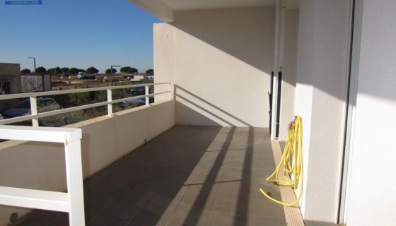 A vendre APPARTEMENT T2 38 M2 TERRASSE BORD DE MER SERIGNAN