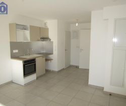 A vendre APPARTEMENT T2 38 M2 TERRASSE BORD DE MER SERIGNAN