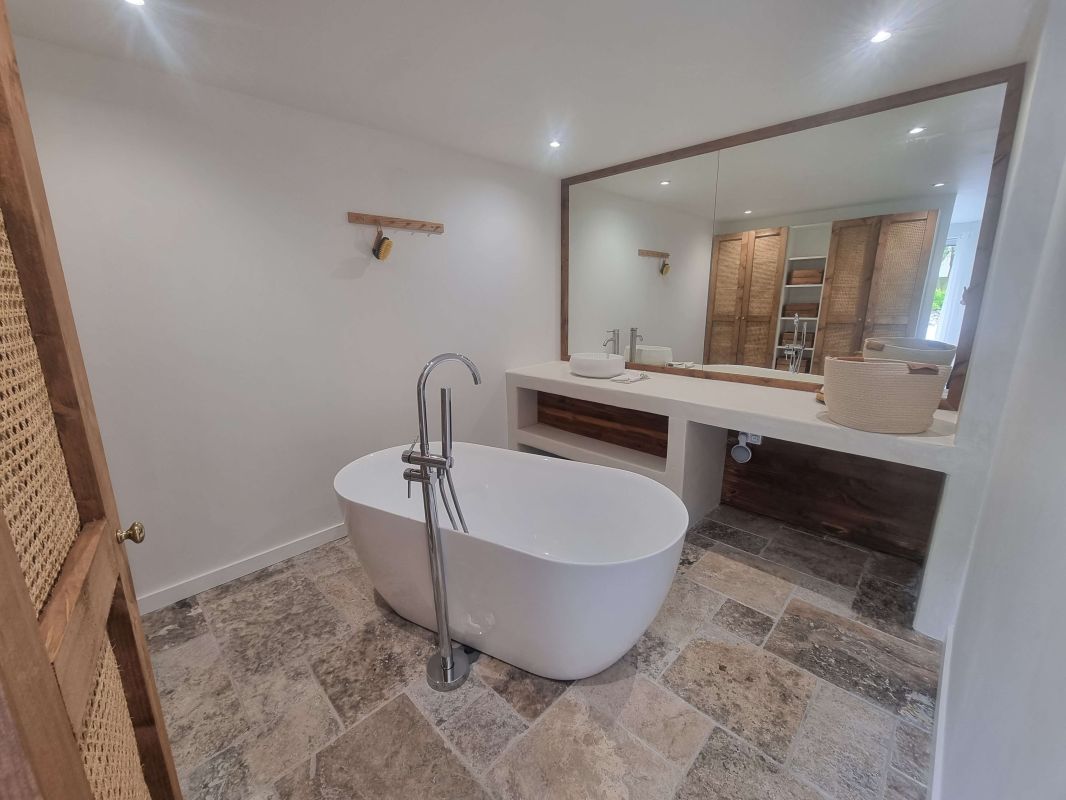 123382ab3d015264a3ab79c80cab23a3