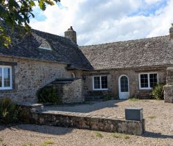 vente Maison en pierres proche de la mer