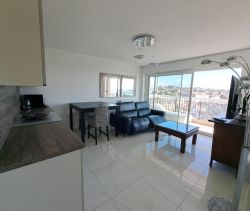 A louer APPARTEMENT DE PRESTIGE T2 48 M2 TERRASSE VUE MER SAINT RAPHAEL
