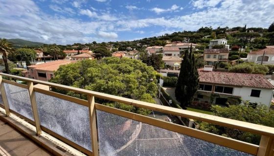 A louer APPARTEMENT T3 69 M2 PLAGE à PIED SAINTE MAXIME