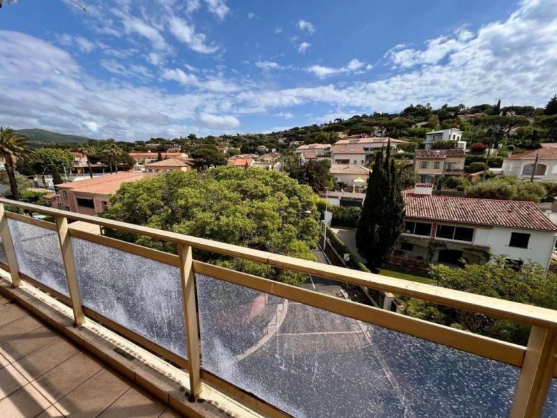 A louer APPARTEMENT T3 69 M2 PLAGE à PIED SAINTE MAXIME