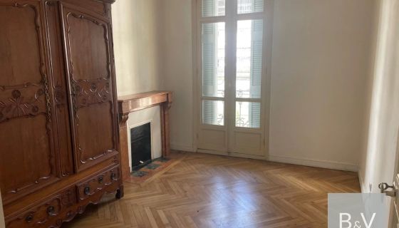 A vendre Appartement DE CHARME T3 61 M² CENTRE VILLE NICE