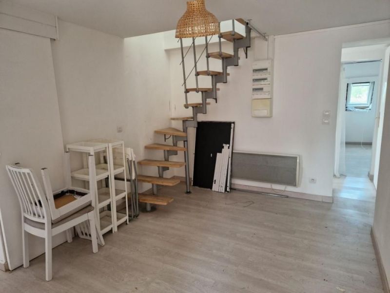 A louer APPARTEMENT DUPLEX T5 56 M2  LISIEUX