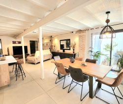 A vendre LOFT  118 M2 TERRASSE  MARSEILLE 13EME