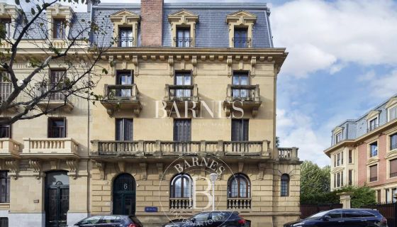 A louer APPARTEMENT DUPLEX T6 138 M2 TERRASSE  SAN SEBASTIáN