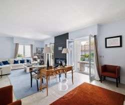 A vendre MAISON  7 PIECES 220 M2 BORD DE MER BIARRITZ