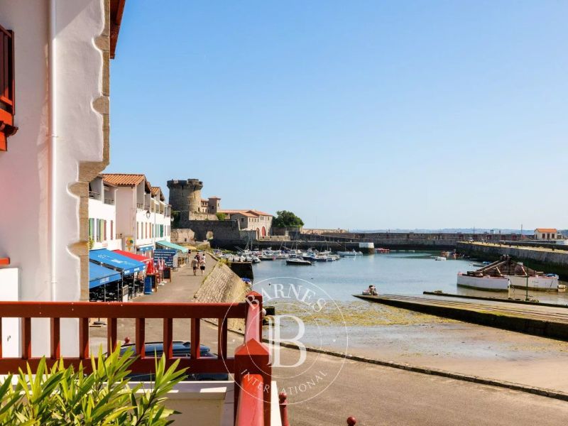 A vendre APPARTEMENT T4 106 M² CIBOURE/ SOCOA