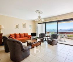 A vendre APPARTEMENT T4 106 M² CIBOURE/ SOCOA