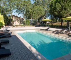 A vendre Magifique Maison  d'hOtes 25 PIECES OUVEILLAN