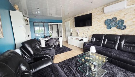 A louer APPARTEMENT T3 73 M2  DAX