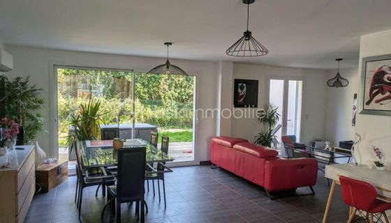 A louer MAISON  CONTEMPORAINE  GIGNAC