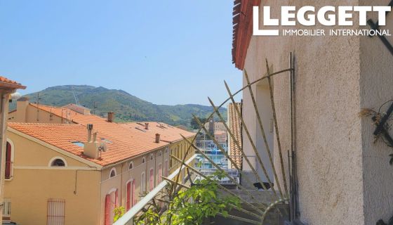 A louer APPARTEMENT T3 120 M2 BORD DE MER PORT VENDRES