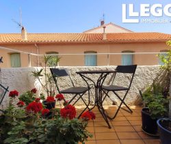 A louer APPARTEMENT T3 120 M2 BORD DE MER PORT VENDRES