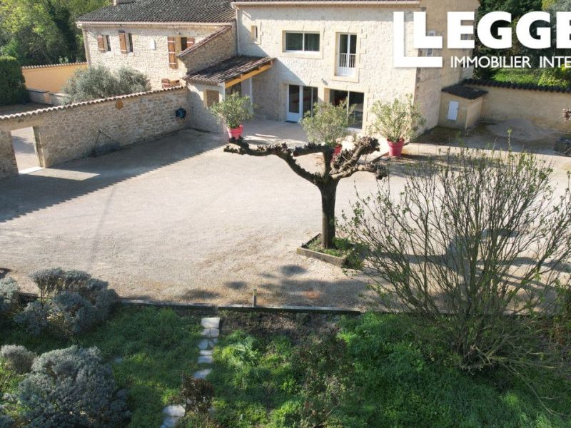 A vendre MAISON  DE MAîTRE  SAUVETERRE