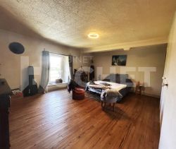 A louer LONGèRE  8 PIECES 170 M2  CAHAGNES