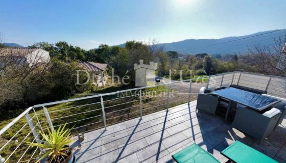 A louer MAISON  CONTEMPORAINE  MEYRANNES