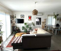 A louer MAISON  CONTEMPORAINE  MEYRANNES