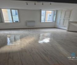 A louer STUDIO  51 M2  DRAGUIGNAN