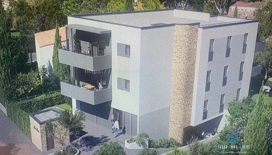 A louer APPARTEMENT DE PRESTIGE T3 70 M2 TERRASSE BORD DE MER SAINT AYGULF
